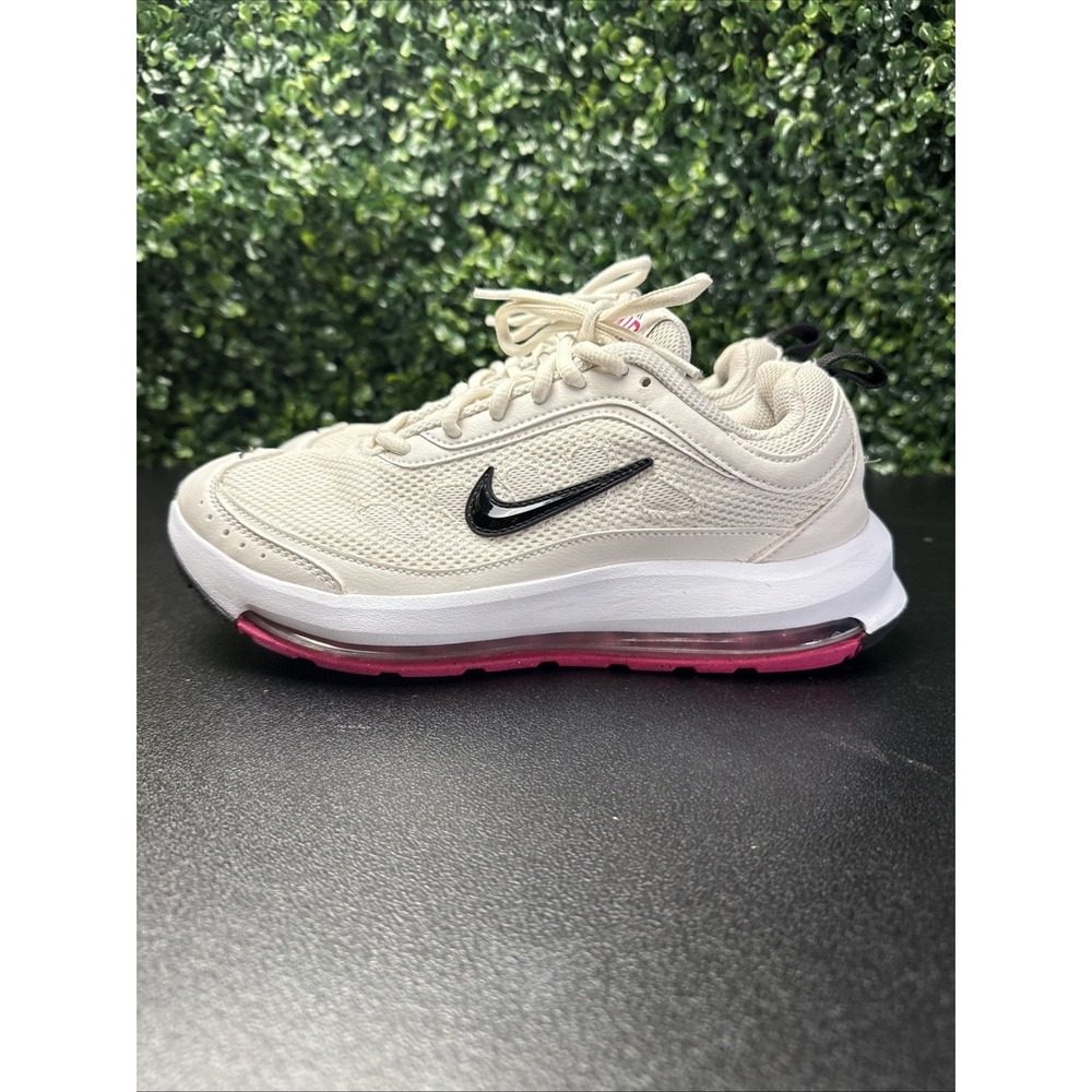 Nike Air Max AP White Sneakers Women's Size 8 Athletic Shoes